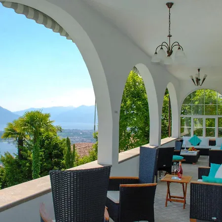 Vernice Gialla By Interhome Villa