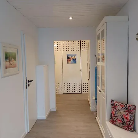 Vernice Gialla By Interhome * Minusio