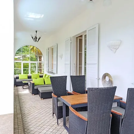 Vernice Gialla By Interhome