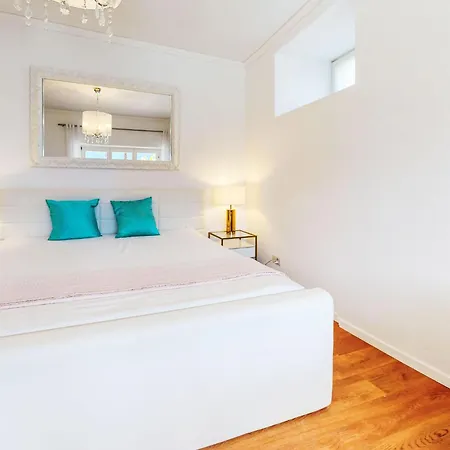 Vernice Gialla By Interhome *