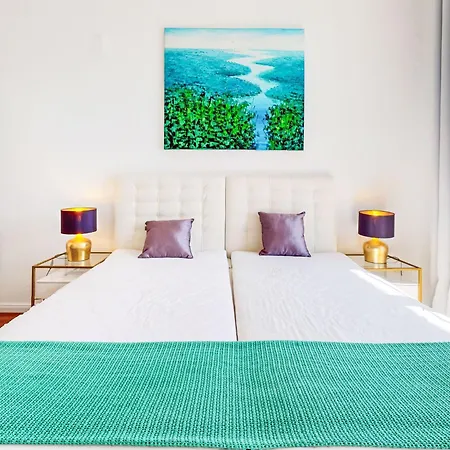 Vernice Gialla By Interhome Vila