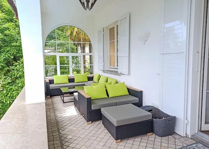 Vernice Gialla By Interhome